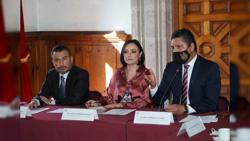Defiende rector en el Congreso de Michoacán iniciativa del gobernador a favor de la UMSNH