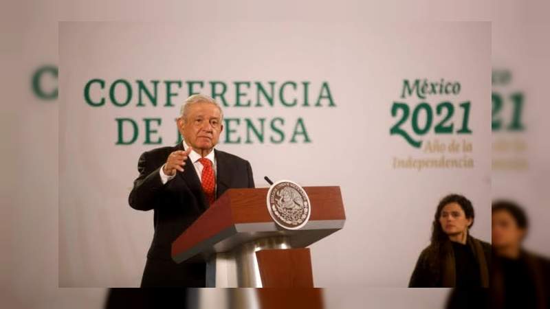 AMLO: "Durante diciembre comenzará a aplicarse el refuerzo para adultos mayores" 