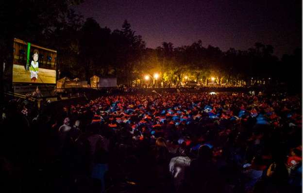 Lanchacinema y Lagocinema, atracciones sabatinas en la capital mexicana 