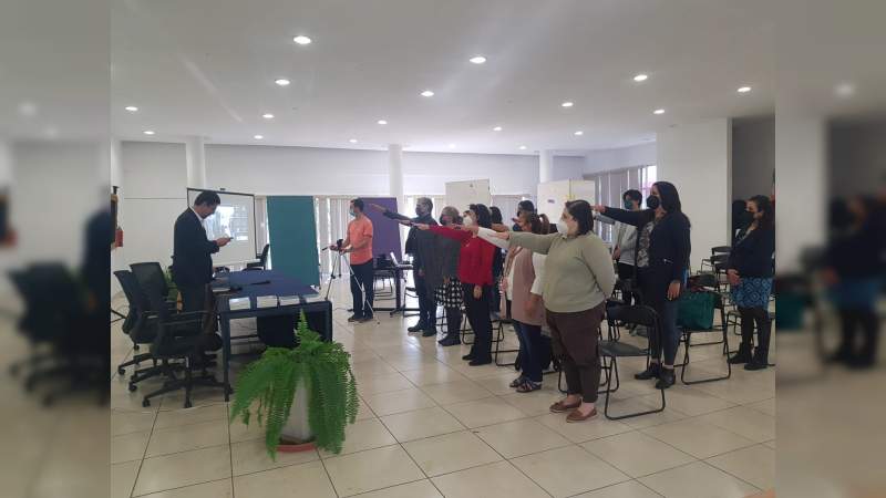 Renueva UMSNH órganos de gobierno 