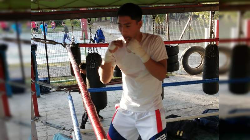 Respalda IMCUFIDE fogueo de Julio César “El Negro” Gómez 