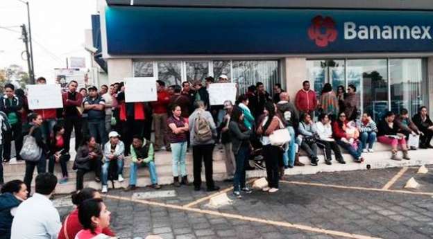 CNTE inicia serie de bloqueos en la capital michoacana - Foto 1 