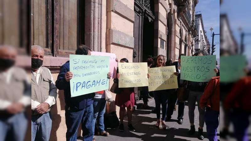 Congreso insensible, no paga liquidación a trabajadores 