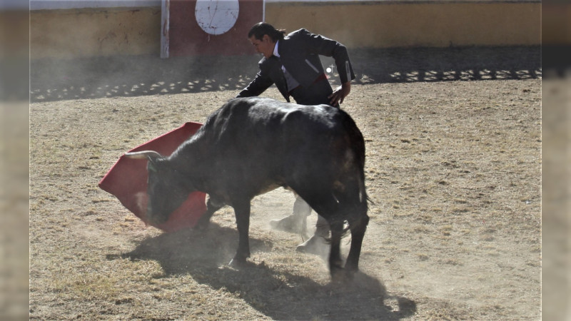 Omar Villaseñor, gran triunfador en Aniversario del Cortijo La Maestranza 