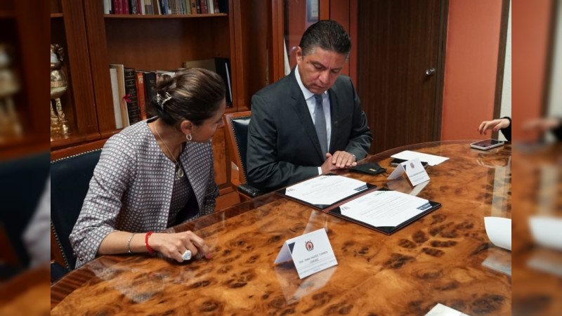 Logra Facultad de Derecho y Ciencias Sociales de la UMSNH acreditación internacional 