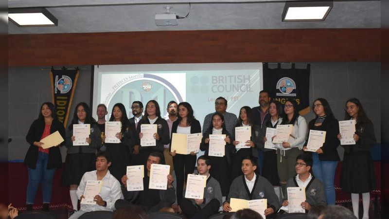 Alumnos de la Prefeco “Melchor Ocampo”, obtienen certificación Cambridge
