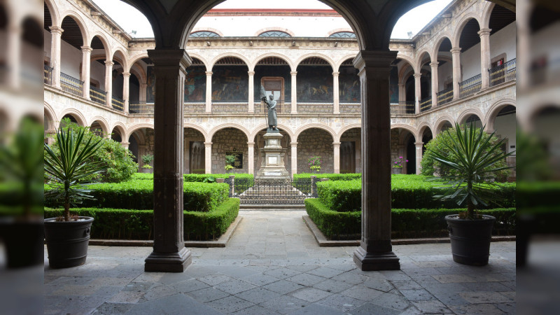 Realiza UMSNH, 50% del pago de depósito a trabajadores universitarios  