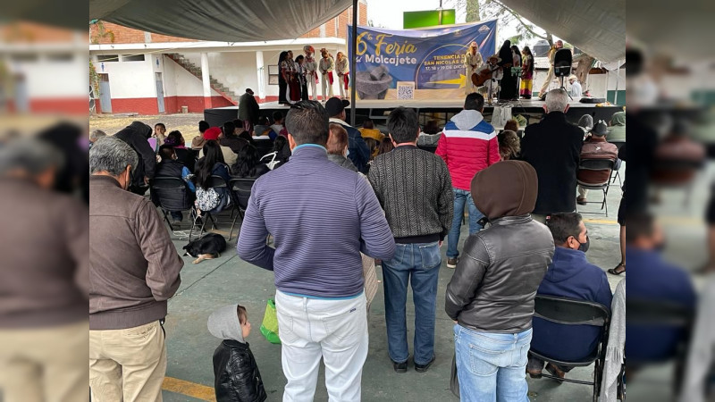 Morelia brilla en la temporada navideña con el arte y la cultura en el espacio público