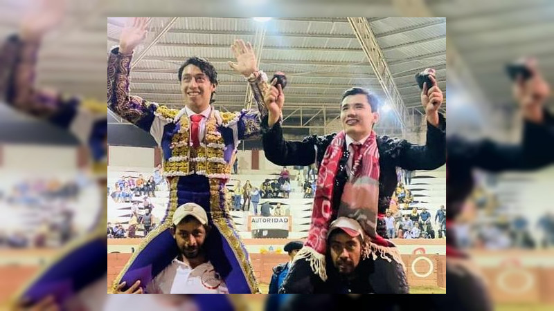 Sergio Flores y “El Moso” brillan y desorejan en Puruándiro, Michoacán: Óscar Tapia 