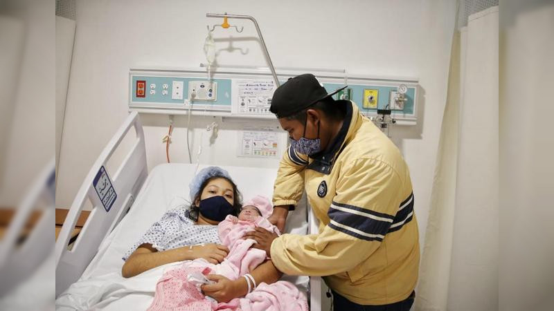 Recibe Hospital Civil “Dr. Miguel Silva” a la primera bebé del 2022 