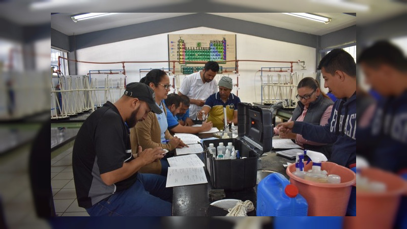 Logran investigadores de la UMSNH rescatar especie de la extinción