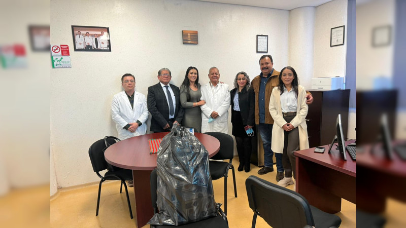 Donó Ayuntamiento de Pátzcuaro Pruebas Rápidas para detección de COVID-19 al sector Salud 