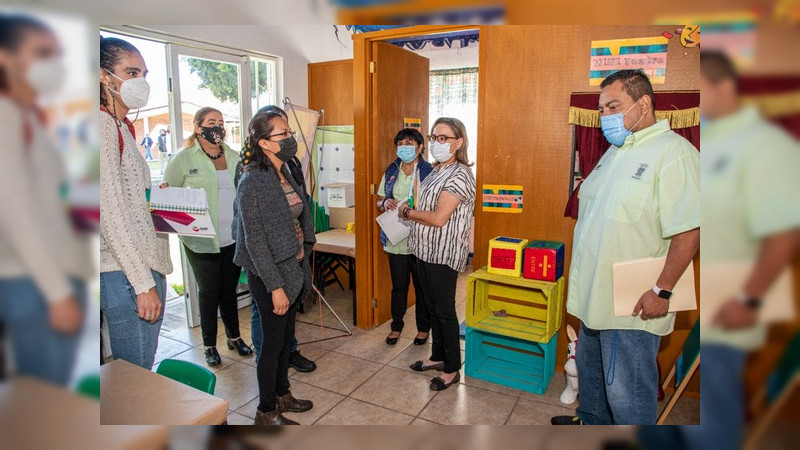 En Michoacán CEAC del DIF estatal oferta más de 40 talleres artísticos y culturales