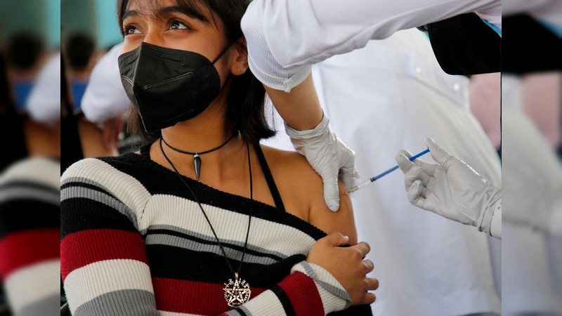 Aplicación de la segunda dosis anticovid para jóvenes de 15 a 17 años arrancó en Michoacán  