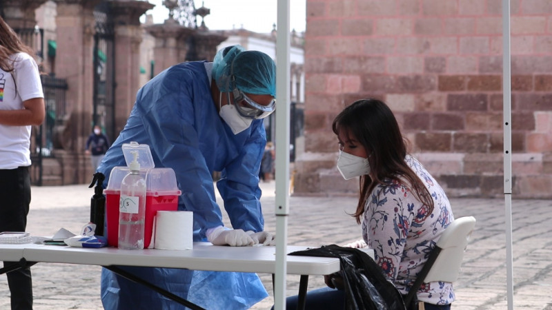Michoacán registró 977 nuevos contagios de COVID-19 en un día  