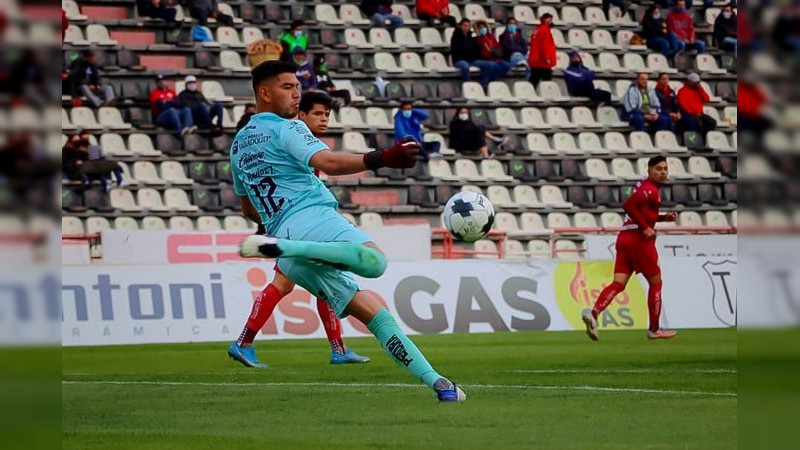 Atlético Morelia vuelve a ganar de visitante y se afianza en la cima al vencer a Mineros 1-2 