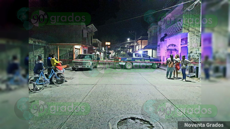 Asesinan a joven dentro de tienda de abarrotes de Zamora, Michoacán 