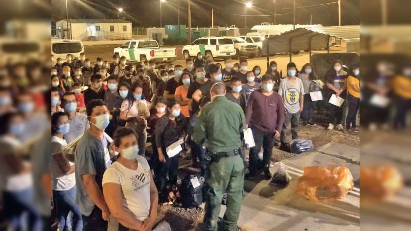 Crece hasta un 520% los contagios de Covid-19 en migrantes bajo custodia de los EU 