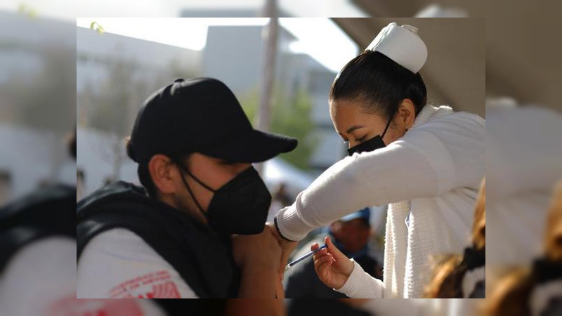 En Michoacán; el 17 y 18 de enero se vacunará contra COVID-19 a personal de salud del sector privado