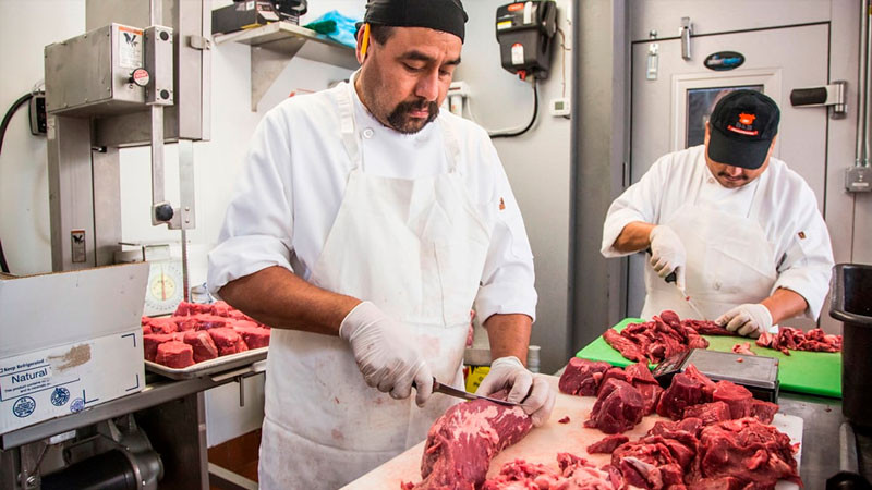 Canadá busca carniceros mexicanos les pagará 46 mil pesos 