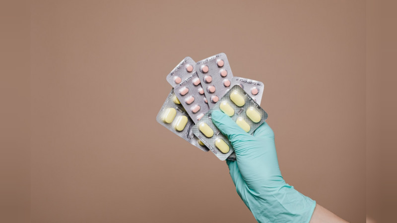 Pfizer asegura que su píldora contra Covid-19 combate eficazmente a ómicron 