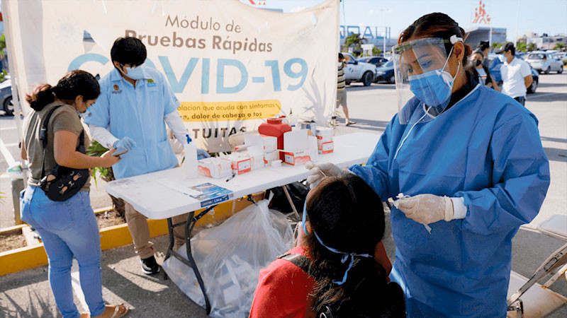 Ómicron dispara los casos en México y presiona al sistema de salud 