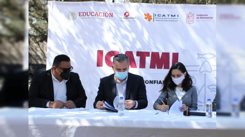Firman convenio de Colaboración ICATMI y Patrimonio Estatal 