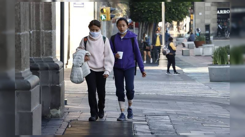 Aumentan casos por Covid-19 y 15 estados retroceden en el semáforo epidemiológico 