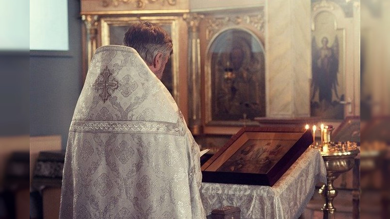 En Alemania detienen a sacerdote católico por abusos de menores 