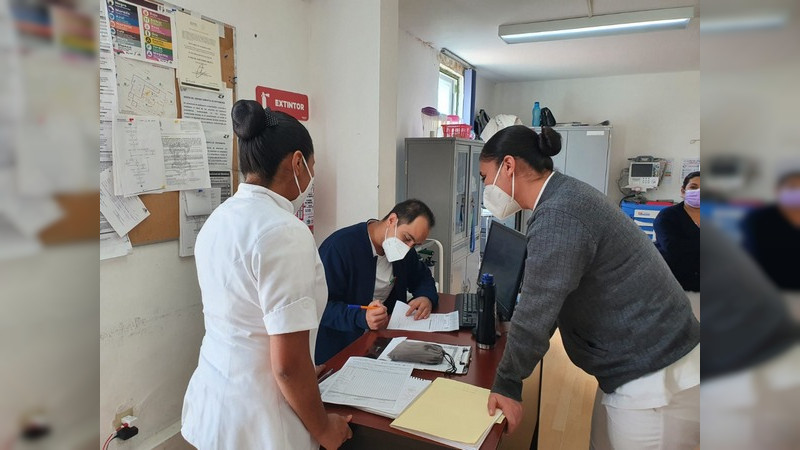 Continúan servicios de consulta y laboratorio en Centro de Salud de Morelia 