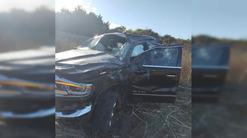 Reportan aparatoso accidente automovilístico del cantante de Grupo Firme, Eduin Caz  