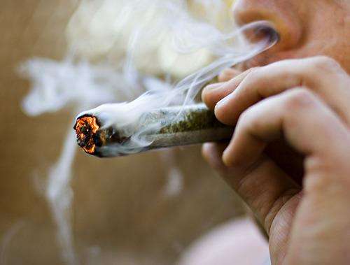 NASA ofrece más de 16 mil dólares a personas que quieran fumar marihuana durante 70 días 