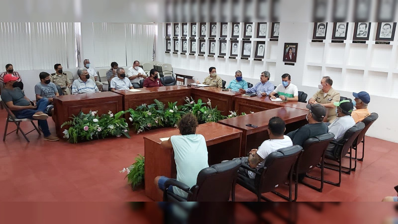 Llama Gobierno estatal a pescadores a evitar afectaciones a la economía nacional 