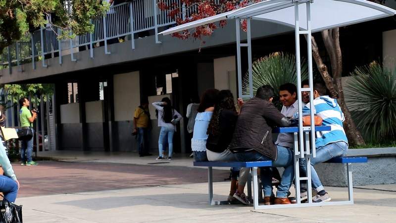 Ante la incertidumbre, educación. 