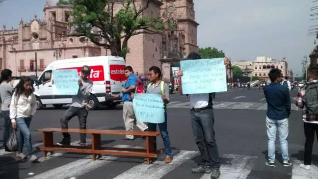 Inicia marcha de la CUL hacia CU 