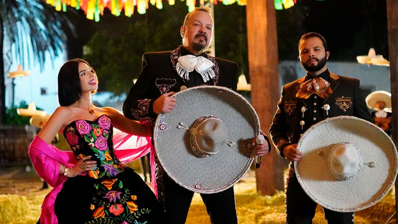 Revela Pepe Aguilar que habrá bioserie sobre su familia 