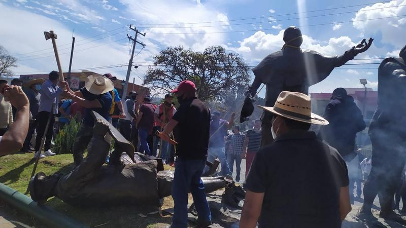 A 500 años de la Conquista de Michoacán, Seguimos Resistiendo: Abajo la Escultura a la Esclavitud  