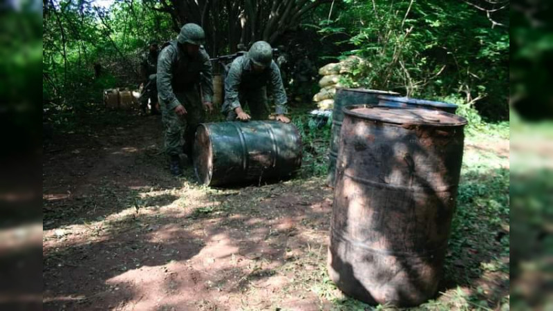 Aseguran un laboratorio de droga en Arteaga