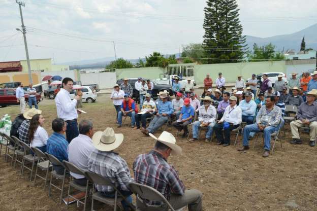Alfonso Martínez Alcázar busca impulsar el desarrollo del campo de la ciudad 