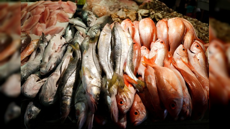 Secretaria de Salud de Michoacán invita a la población a tener precauciones al comprar mariscos durante esta temporada