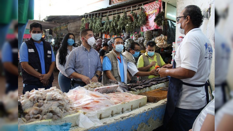 En Apatzingán intensifica Inspecciones y toma de muestras de pescados y mariscos