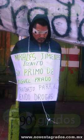 Exhiben a sujetos detenidos por habitantes en Nahuatzen, Michoacán - Foto 2 