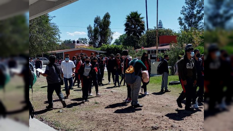 Concluye horario de invierno en planteles educativos, SEE invita a iniciar labores en horario regular