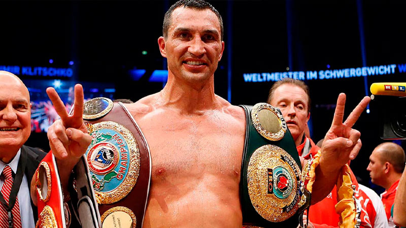 Piden cancelar pelea del Canelo Álvarez contra el ruso Dmitry Bivol 