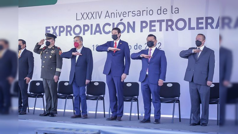 Carlos Torres Piña asiste a eventos conmemorativos por la Expropiación Petrolera  