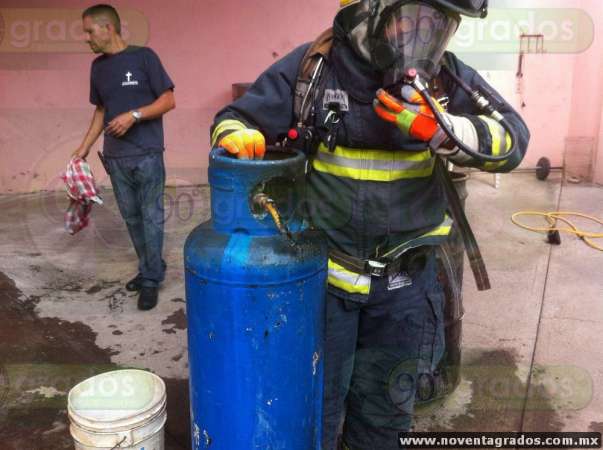 Se registra flamazo de gas LP en anexo de Zacapu, Michoacán - Foto 0 