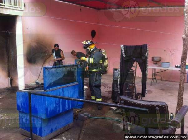 Se registra flamazo de gas LP en anexo de Zacapu, Michoacán - Foto 3 