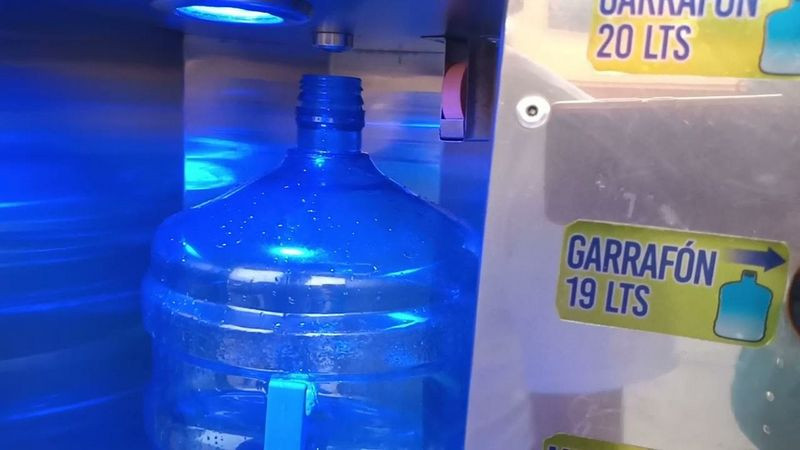 SSM invita a desinfectar el garrafón antes de rellenarlo 
