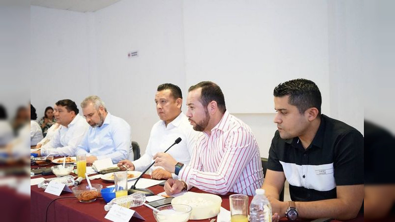 Llama Reyes Galindo a gobierno estatal a privilegiar las necesidades de la ciudadanía en Tierra Caliente 