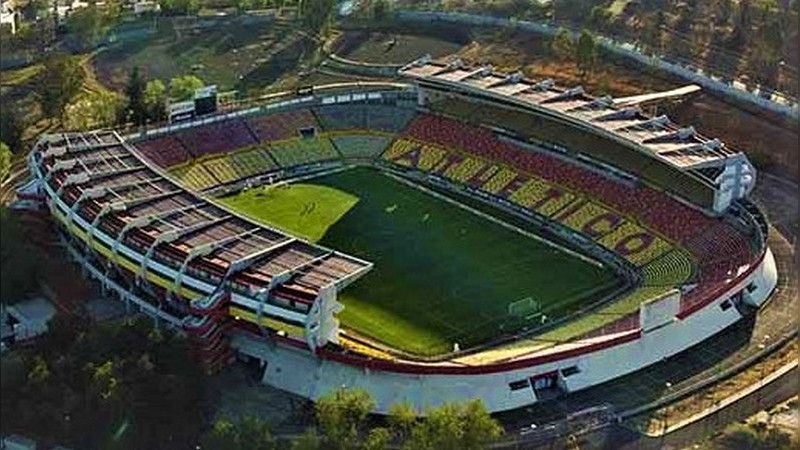 Canarios y Leones Negros se enfrentan hoy a las 12:00 en busca del subliderato 